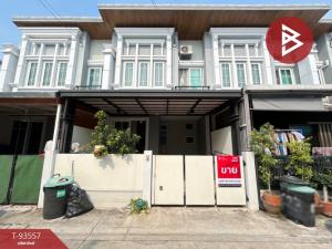 For SaleTownhouseSamut Prakan,Samrong : Townhouse for sale, Golden Town Village, Sukhumvit-Bearing BTS Station, Samut Prakan