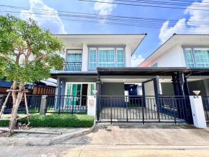 For RentHouseNonthaburi, Bang Yai, Bangbuathong : ‼️Twin house for rent‼️ Sena Village, Rattanathibet - Bang Bua Thong, 3 bedrooms, 2 bathrooms, size 37 square meters, the house is near the security guard, near the main road, on the main road, near the clubhouse, kitchen extension