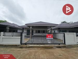 For SaleHouseRayong : For sale: 3 detached houses, Buphachat Village, Natakhwan, Rayong