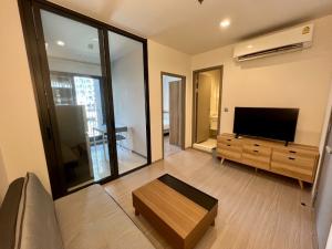 For RentCondoRama9, Petchburi, RCA : For rent 🌿 Life Asoke Hype 🌿 Very good price room, hard to find this price 🪴