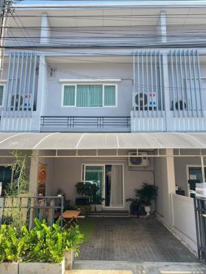 For SaleTownhouseKasetsart, Ratchayothin : For sale: 2-storey townhouse, good condition, The Exclusive Wongwaen - Ramintra project