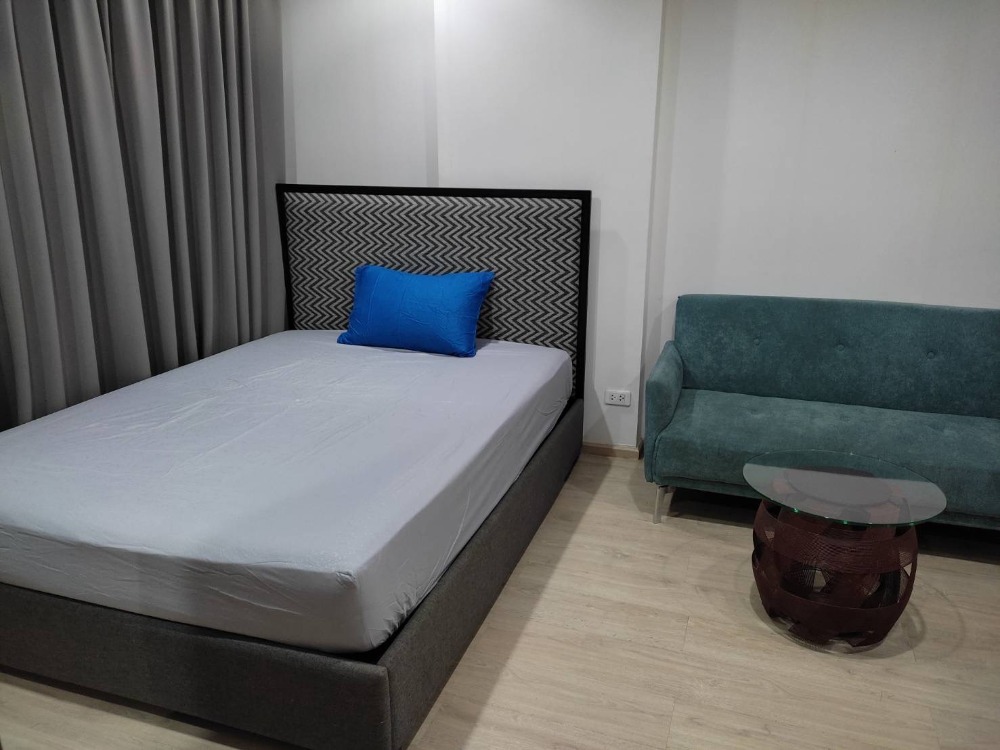 For RentCondoThaphra, Talat Phlu, Wutthakat : ***(Vacant and ready to view in Oct.) Condo for rent: Ideo Sathorn - Tha Phra, near BTS Pho Nimit (Ideo Sathorn - Thapra)***