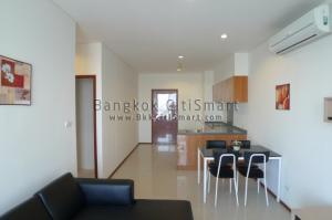 For RentCondoWongwianyai, Charoennakor : Condo for rent: Villa Sathorn Condominium, near BTS Krung Thon Buri, 50 meters.