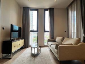 For RentCondoSathorn, Narathiwat : ✨ Condo for Rent at The Reserve Sathorn! 🏙️