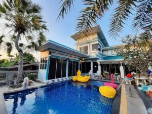 For SaleHousePattaya, Bangsaen, Chonburi : For sale: Pool villa, Khao Makok, 5 bedrooms, 5 bathrooms, size 200 sq m, 2 floors, with swimming pool