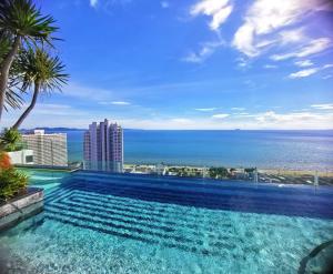 For SaleCondoPattaya, Bangsaen, Chonburi : For sale The Riviera Jomtien, luxury condo near the sea, duplex penthouse room with spacious living space, price lower than market, Pattaya Jomtien