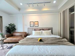 For SaleCondoChiang Mai : Condo for sale 7 star