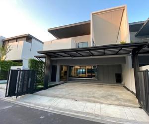 ให้เช่าทาวน์เฮ้าส์/ทาวน์โฮมบางนา แบริ่ง ลาซาล : For Rent ให้เช่า  VIVE Luxury Town Home Bangna KM.7 corner unit (ARH3-223)