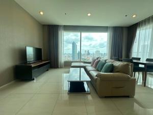 ให้เช่าคอนโดสาทร นราธิวาส : For Rent ✨Menam Residences✨ 2 beds, 2 baths, Near BTS Saphan Taksin, High floor, Non-blocking view, Tel.0982645161