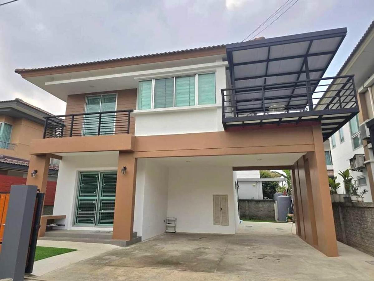 For RentHouseLadkrabang, Suwannaphum Airport : For rent: 2-storey detached house, 60 sq m, located on the Bangna-Ring Road, near Mega Bangna.