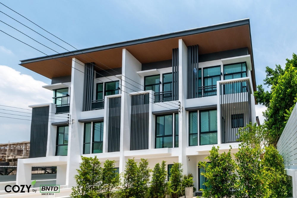 For SaleTownhouseChokchai 4, Ladprao 71, Ladprao 48, : For sale: Model home, townhouse, Lat Phrao Soi 83, 3-storey townhouse