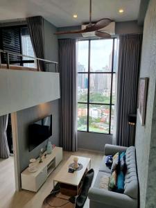 ให้เช่าคอนโดสาทร นราธิวาส : 💫💫Super Luxury and Classy  Duplex Condo with High Floor on 26  for Rent in Sathorn-CBD💫💫