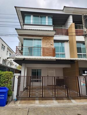 For RentTownhouseRattanathibet, Sanambinna : Townhome for rent Plus City Park Sanambinnam near the BTS ✈️🎊💫