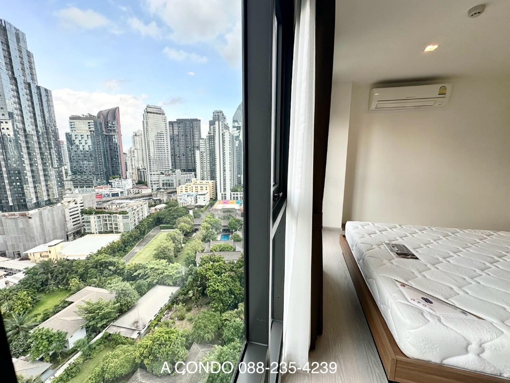 For RentCondoSukhumvit, Asoke, Thonglor : (FOR RENT) 𝗥𝗵𝘆𝘁𝗵𝗺 𝟯𝟲-𝟯𝟴 🚝𝗡𝗲𝗮𝗿 𝗕𝗧𝗦 𝗧𝗵𝗼𝗻𝗴𝗹𝗼𝗿 : 1 large bedroom, high floor, very beautiful view ✨ . 💰Rental Price 29,000 THB/Month🔥