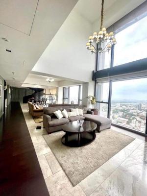 For RentCondoSathorn, Narathiwat : For rent: The Met Condominium, Sathorn Tai Road, Duplex, 54th-55th floor, Building D, area 366 sq m, 4 Beds, 5 Baths, Fully Furnished with furniture in the entire room, for rent 300 K.