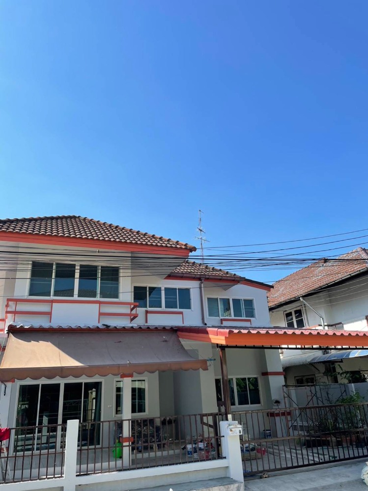 For RentHousePattanakan, Srinakarin : 2 storey detached house, 6 bedrooms, opposite manthana village - rama9