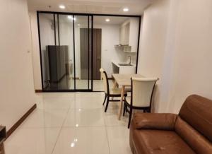 For RentCondoWongwianyai, Charoennakor : For rent, 1 very large bedroom, brand new, best price, 0 meters, Khlongsan Station, Tel. 062-3912496