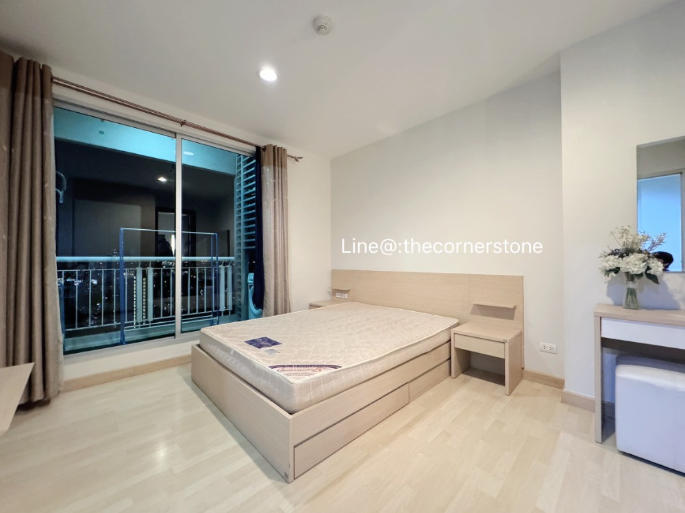 For RentCondoRatchadapisek, Huaikwang, Suttisan : 🏙️Vacant room for rent, ready to move in 🏙️✨Rhythm Ratchada ✨🔥Beautiful room, cheap price 🔥1 bedroom, 1 bathroom, size 46 sq m. 📍🚇MRT Ratchada