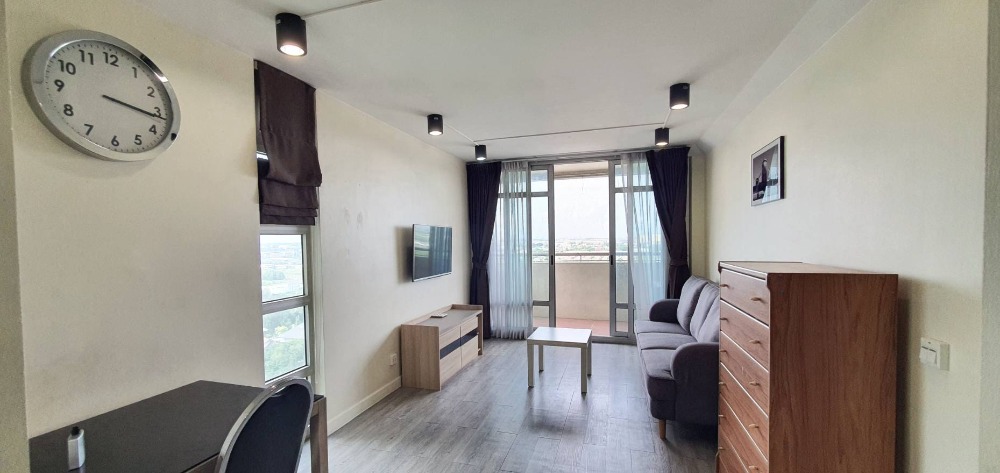 For RentCondoChaengwatana, Muangthong : Rent Vicoria Lake View condo 15 fl in Muaeng Thong Thani Lake view