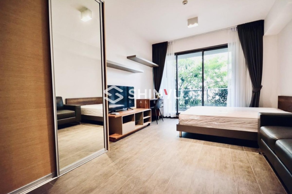 For SaleCondoSukhumvit, Asoke, Thonglor : For sale, 1 bedroom studio room, near BTS Ekkamai ✨ The Lofts Ekkamai ✨ [SHN00334]