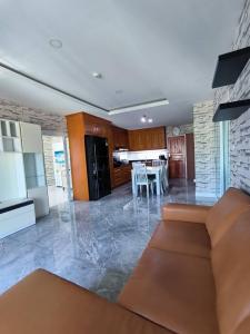 For SaleCondoChiang Mai : Chanayon Condo for sale, near CMU, 6th floor, Doi Suthep view, 360 degrees.