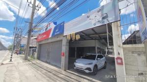 For RentWarehouseSamut Prakan,Samrong : Warehouse/office for rent, Theparak, Km.15, Theparak Subdistrict, Mueang Samut Prakan District, Samut Prakan, area 1,210 sq m.