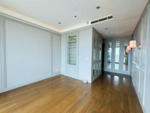 For SaleCondoWongwianyai, Charoennakor : ♦ High floor ♦ 50+ floor 131.26 sq.m. | 3 bedrooms, Sathorn Bridge view | Condo near ICONSIAM 3 mins, BTS Saphan Taksin 3 mins