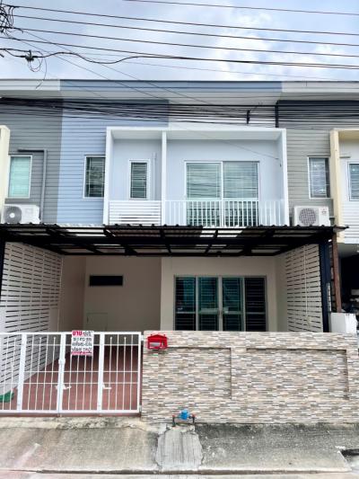 For SaleTownhouseChaengwatana, Muangthong : Townhome for sale, The Connect, Chaengwattana 1, beautiful, new condition, ready to move in!