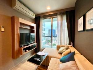 For RentCondoSathorn, Narathiwat : ( U20240911100 ) FOR RENT !!! Rhythm Sathorn 1 bedroom 35 Sq.M. Nice view High Floor🔥🔥