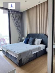 For RentCondoWitthayu, Chidlom, Langsuan, Ploenchit : For rent at 28 Chidlom Negotiable at @condo600 (with @ too)