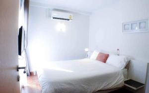 For RentCondoSukhumvit, Asoke, Thonglor : For rent: Le Cote Thonglor, nice room, 3rd floor