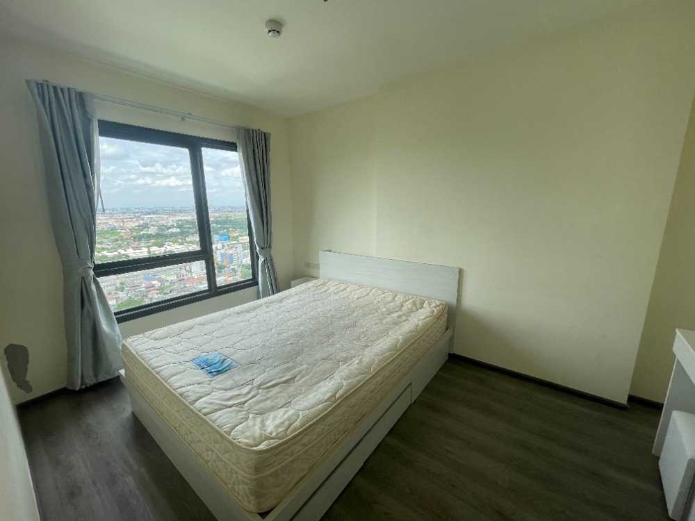 For RentCondoPattanakan, Srinakarin : ✔️For rent urgently!! Ready to move in on 12 September. Super cool room, beautiful view / Book first, get first, book now✨Rich Park @ Triple Station Srinakarin (Rich Park @ Triple Station) Phatthanakan-Srinakarin