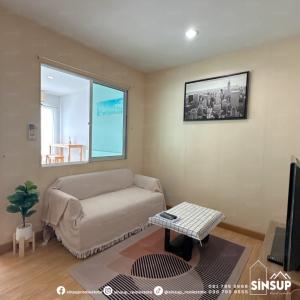 For RentCondoKasetsart, Ratchayothin : ⭐️ For rent, 𝐘𝐨𝐮 𝟐 𝐂𝐨𝐧𝐝𝐨, beautifully decorated room, cute, as shown in the picture, good price, ready to move in