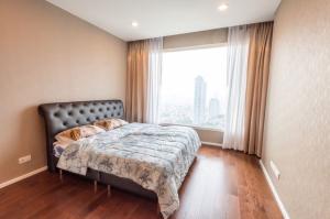 ให้เช่าคอนโดสาทร นราธิวาส : R19279 For rent Menam Residences 2 ห้องนอน ใกล้รถไฟฟ้า BTS สะพานตากสิน