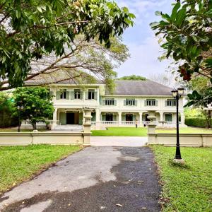 ขายบ้านมหาชัย สมุทรสาคร : Colonial House, Krathum Baen, Samut Sakhon for Sale