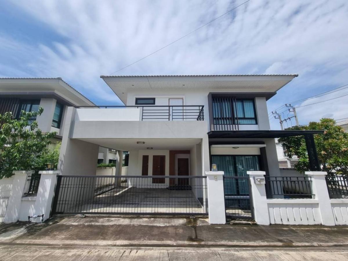 For RentHouseSriracha Laem Chabang Ban Bueng : For rent: House in The Complete Sriracha Village, location: J-Park Sriracha