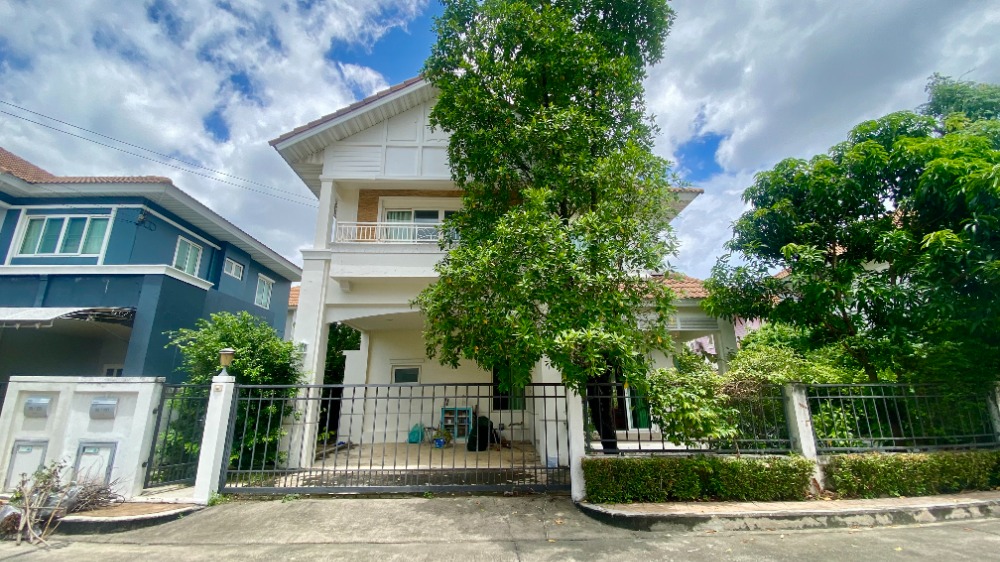 For SaleHouseRama5, Ratchapruek, Bangkruai : Detached house on Ratchapruk Road, Perfect Place Ratchapruk Village, having garden area