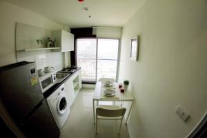 For RentCondoOnnut, Udomsuk : (for rent) Aspire Sukhumvit 48, near BTS Phra Khanong, 650 meters.