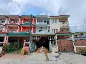 For SaleTownhouseBang kae, Phetkasem : Townhouse for sale, 3 floors, newly renovated, prime location, Petchkasem 48, Bangkok