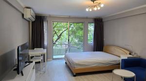 For RentCondoSukhumvit, Asoke, Thonglor : For rent only 13k, Raintree Villa Condo, location near BTS Thonglor 500 meters.