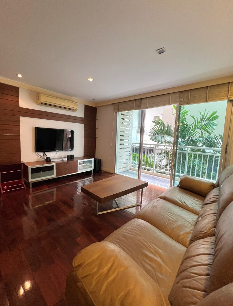 For SaleCondoSukhumvit, Asoke, Thonglor : For sale at a very good price 49 plus, 2 bedrooms, 80 sq m., only 6.9 million baht (86,xxx per sq m.), BTS Thonglor