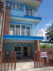 For RentTownhouseVipawadee, Don Mueang, Lak Si : Townhouse for rent, 3 floors, corner house, Home in Town Village, near the Green Line, Don Mueang, Bangkok