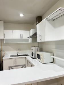 ให้เช่าคอนโดวิทยุ ชิดลม หลังสวน : For Rent: Wittayu Complex, 2Bedroom, 2Bathroom