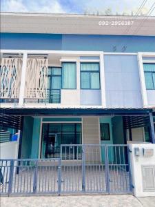 For RentTownhousePathum Thani,Rangsit, Thammasat : #Townhouse for rent, Casa City Village, Wongwaen-Lam Luk Ka 2, Lam Luk Ka Khlong 2, 4 bedrooms, 3 bathrooms, 2 floors, parking for 2 cars #New house, never lived in (new air conditioner) Rental price 13,000 / month #Including common area