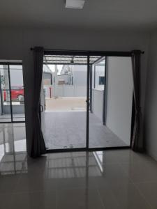 For RentTownhousePathum Thani,Rangsit, Thammasat : For rent: 2-storey townhouse near St. Carlos Hospital, Pleno Rangsit project