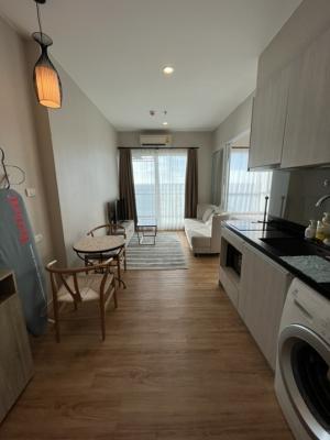 For RentCondoSriracha Laem Chabang Ban Bueng : 22nd floor, beautiful sea view, size 35 sq.m. Complete furniture and electrical appliances!!! Only 12,000 baht/month!!!