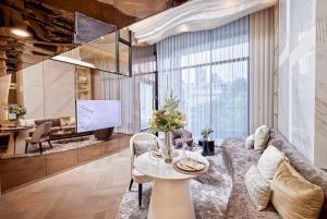 Sale DownCondoSukhumvit, Asoke, Thonglor : Selling Down Payment Selling Down Payment Duplex Type !! Origin Thonglor World (FQ) Foreign quota, Thai people can buy, very good price