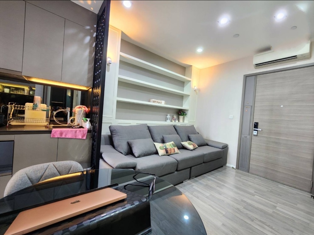 For SaleCondoOnnut, Udomsuk : Condo for sale The Room Sukhumvit 69 Condofor Sale The Room S69 35 sq m. Floor 12A