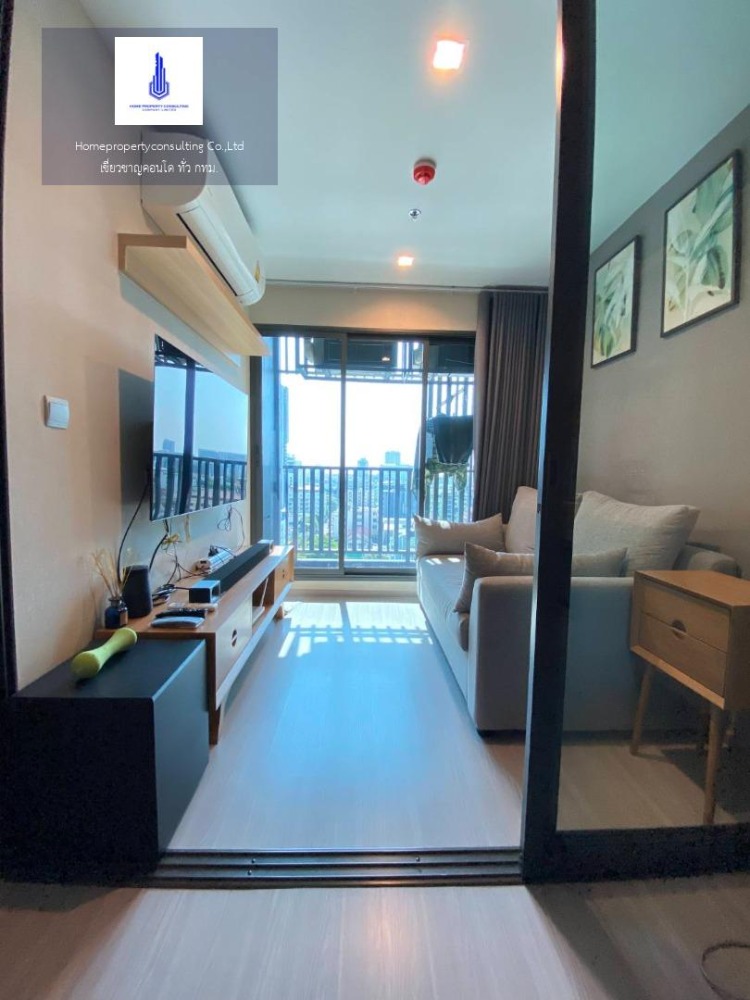 For SaleCondoLadprao, Central Ladprao : Ex Urgent sale, buy now, best price! Life Ladprao, ready-to-move-in condo, next to BTS Ha Yaek Ladprao, opposite Central Ladprao, price only 5,300,000 baht