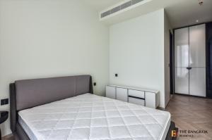 For SaleCondoWongwianyai, Charoennakor : River view, great price! Chapter Charoennakhorn-Riverside, 1 bedroom, 40 sq m., price 6.39 MB. Interested, contact 065-242-6835, Ms. Gift.